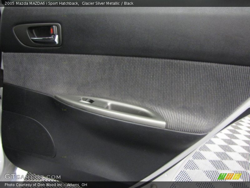 Glacier Silver Metallic / Black 2005 Mazda MAZDA6 i Sport Hatchback