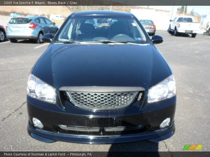 Ebony Black / Gray 2005 Kia Spectra 5 Wagon
