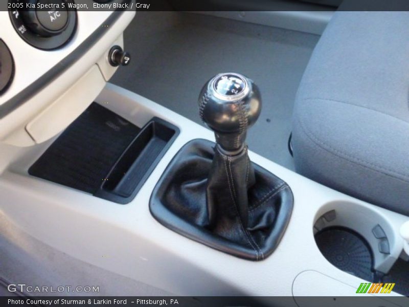 Ebony Black / Gray 2005 Kia Spectra 5 Wagon