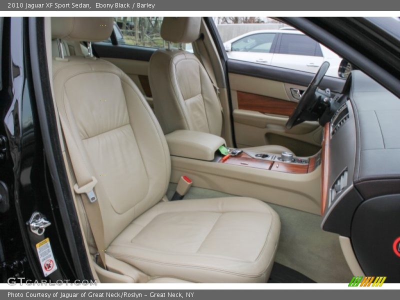  2010 XF Sport Sedan Barley Interior
