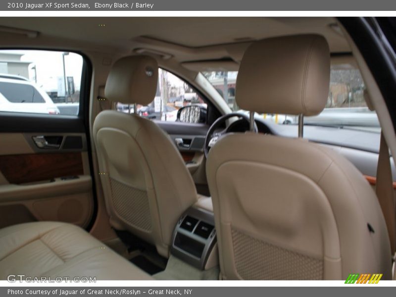 Ebony Black / Barley 2010 Jaguar XF Sport Sedan
