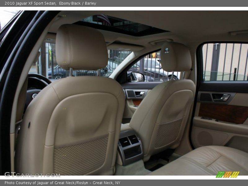 Ebony Black / Barley 2010 Jaguar XF Sport Sedan