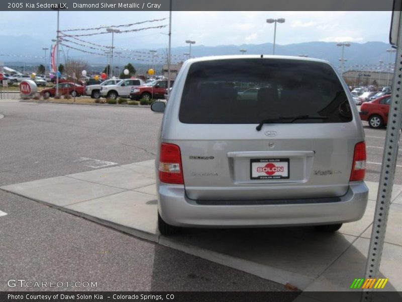 Diamond Silver Metallic / Gray 2005 Kia Sedona LX
