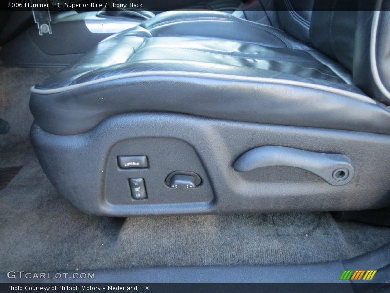 Superior Blue / Ebony Black 2006 Hummer H3