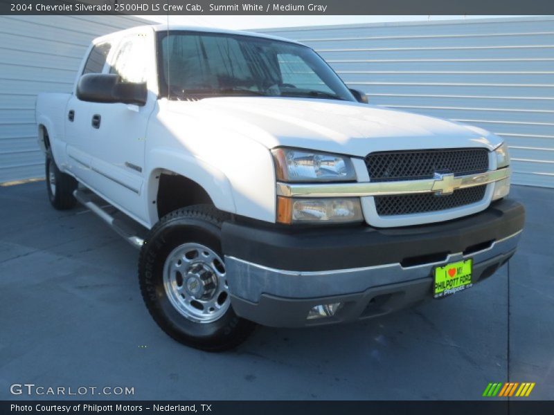 Summit White / Medium Gray 2004 Chevrolet Silverado 2500HD LS Crew Cab