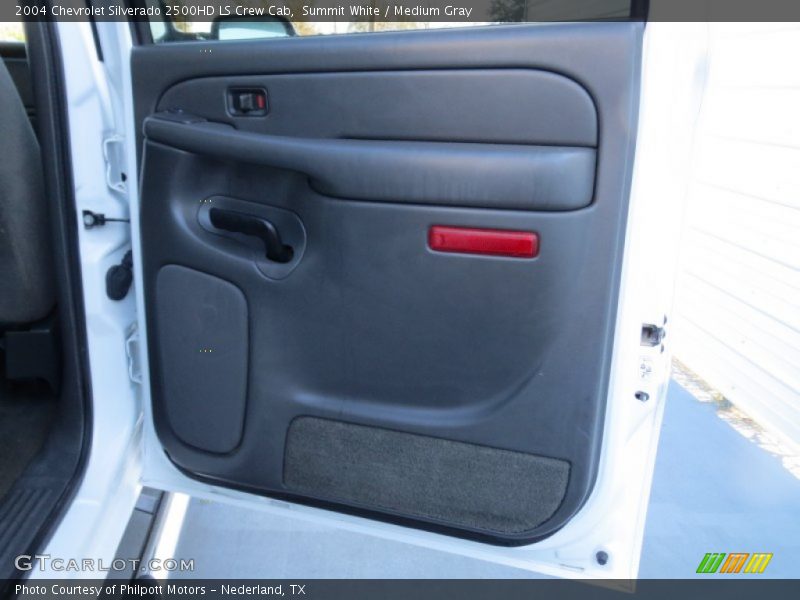 Summit White / Medium Gray 2004 Chevrolet Silverado 2500HD LS Crew Cab