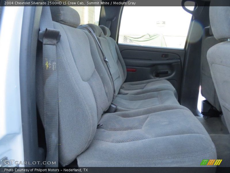 Summit White / Medium Gray 2004 Chevrolet Silverado 2500HD LS Crew Cab