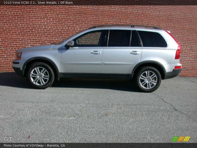 Silver Metallic / Off Black 2010 Volvo XC90 3.2