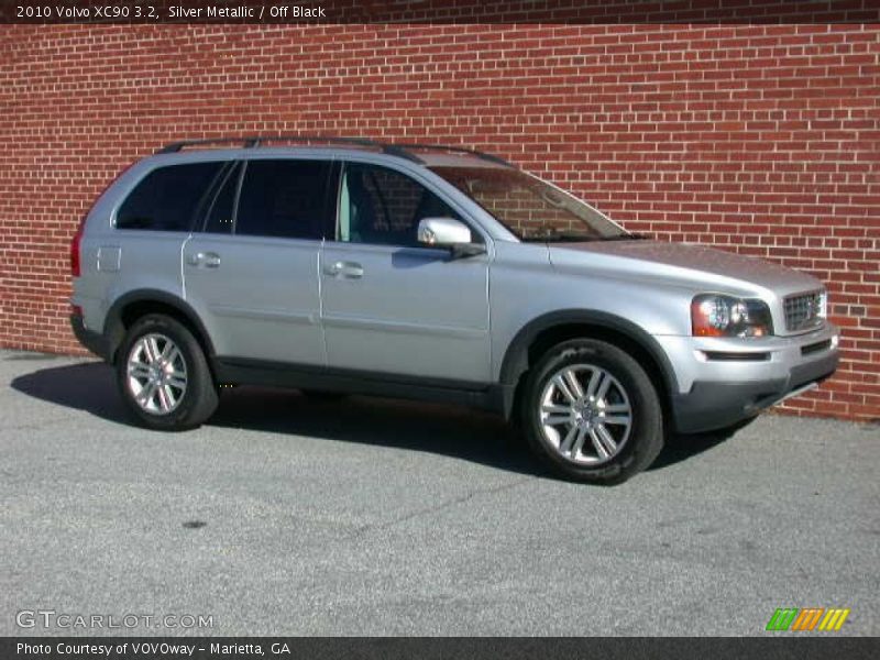 Silver Metallic / Off Black 2010 Volvo XC90 3.2