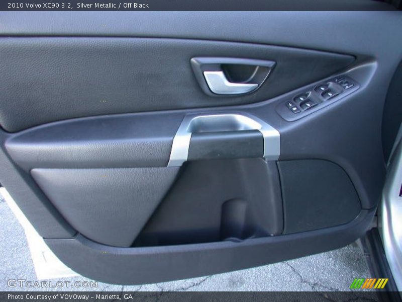 Silver Metallic / Off Black 2010 Volvo XC90 3.2