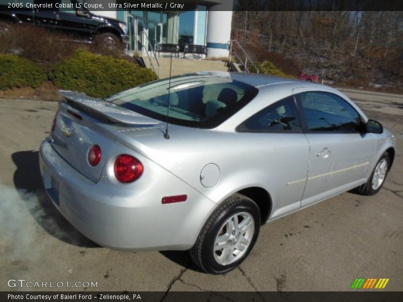Ultra Silver Metallic / Gray 2005 Chevrolet Cobalt LS Coupe