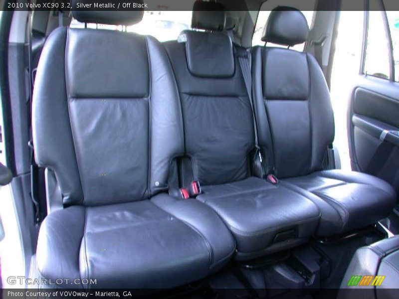 Silver Metallic / Off Black 2010 Volvo XC90 3.2