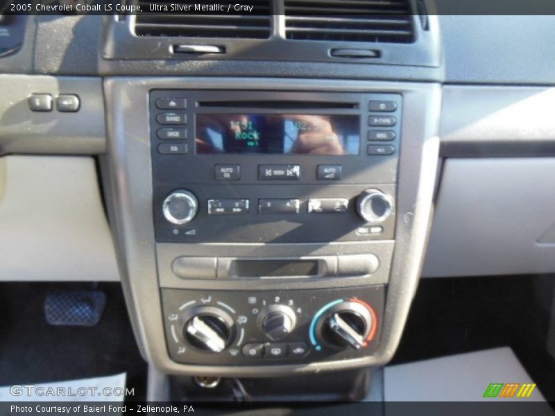 Ultra Silver Metallic / Gray 2005 Chevrolet Cobalt LS Coupe
