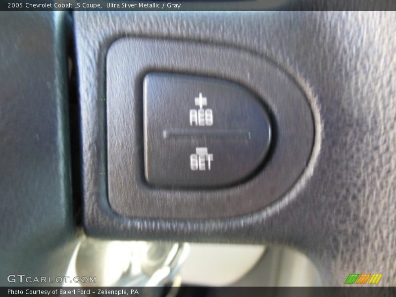 Ultra Silver Metallic / Gray 2005 Chevrolet Cobalt LS Coupe