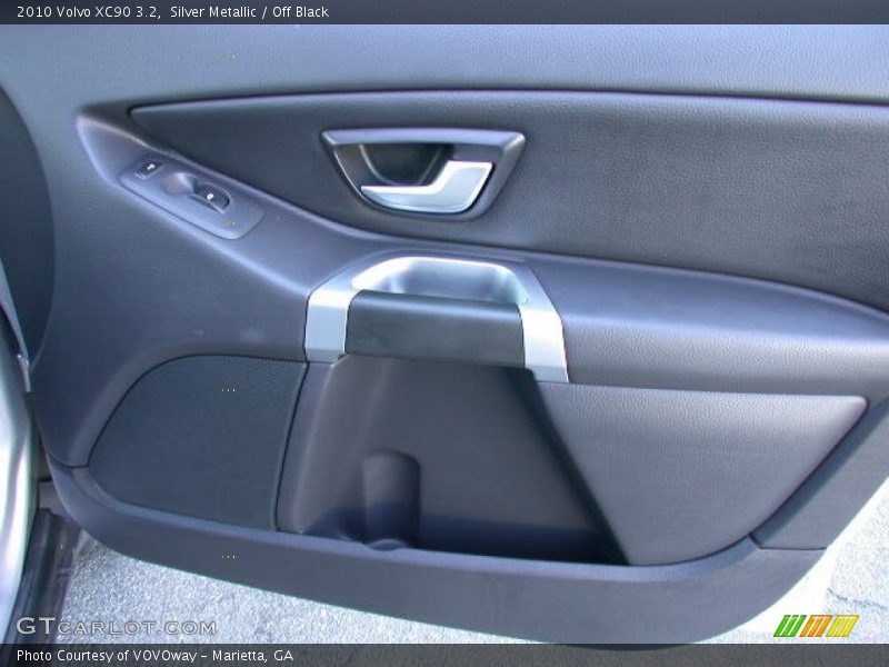 Silver Metallic / Off Black 2010 Volvo XC90 3.2