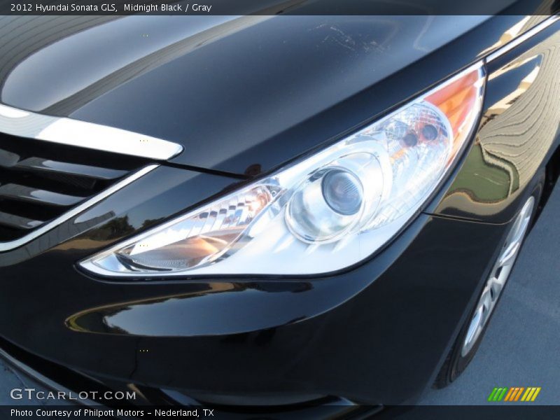 Midnight Black / Gray 2012 Hyundai Sonata GLS