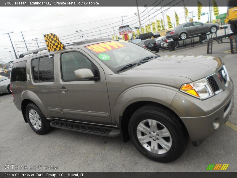 Granite Metallic / Graphite 2005 Nissan Pathfinder LE