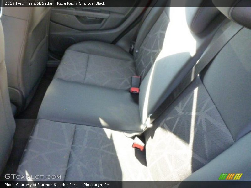 Race Red / Charcoal Black 2013 Ford Fiesta SE Sedan