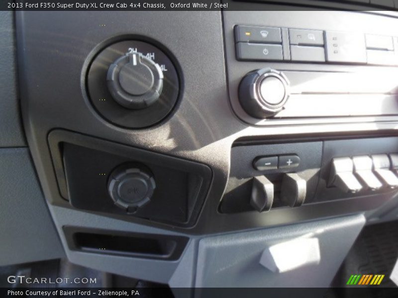 Oxford White / Steel 2013 Ford F350 Super Duty XL Crew Cab 4x4 Chassis