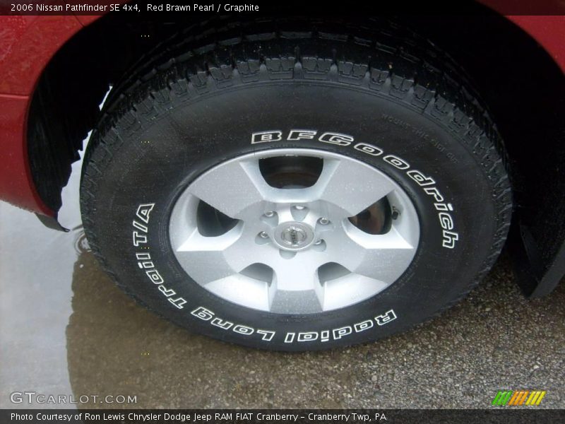 Red Brawn Pearl / Graphite 2006 Nissan Pathfinder SE 4x4
