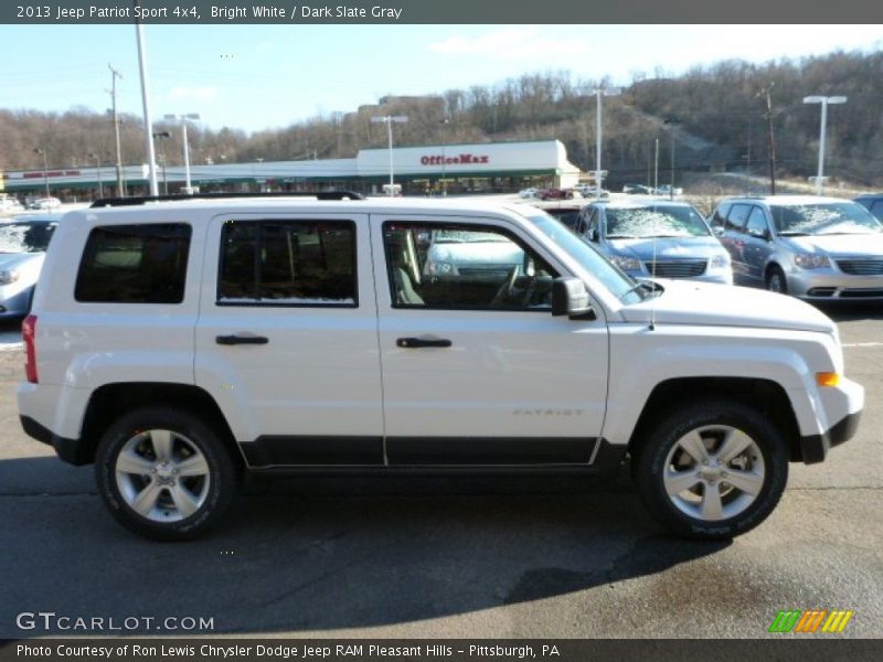 Bright White / Dark Slate Gray 2013 Jeep Patriot Sport 4x4