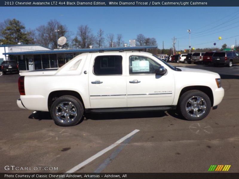 White Diamond Tricoat / Dark Cashmere/Light Cashmere 2013 Chevrolet Avalanche LTZ 4x4 Black Diamond Edition