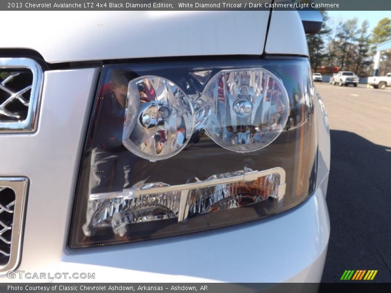 White Diamond Tricoat / Dark Cashmere/Light Cashmere 2013 Chevrolet Avalanche LTZ 4x4 Black Diamond Edition