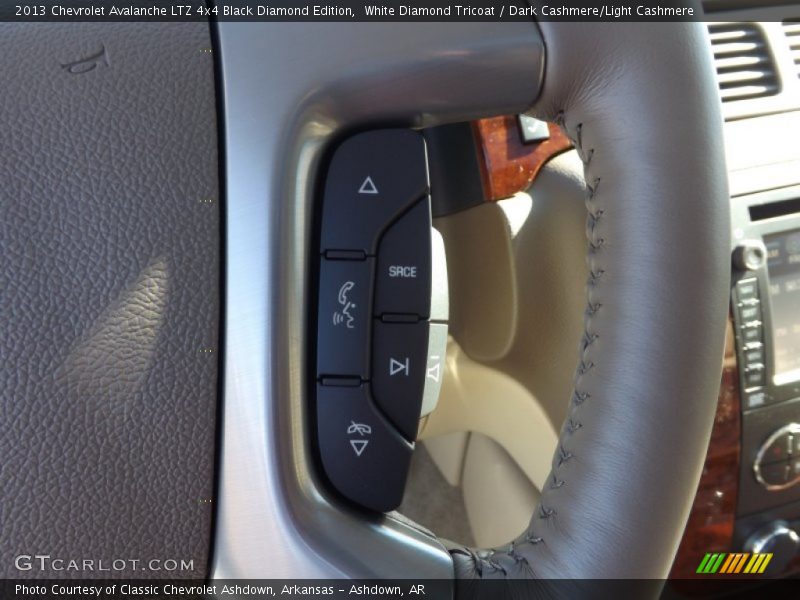 White Diamond Tricoat / Dark Cashmere/Light Cashmere 2013 Chevrolet Avalanche LTZ 4x4 Black Diamond Edition