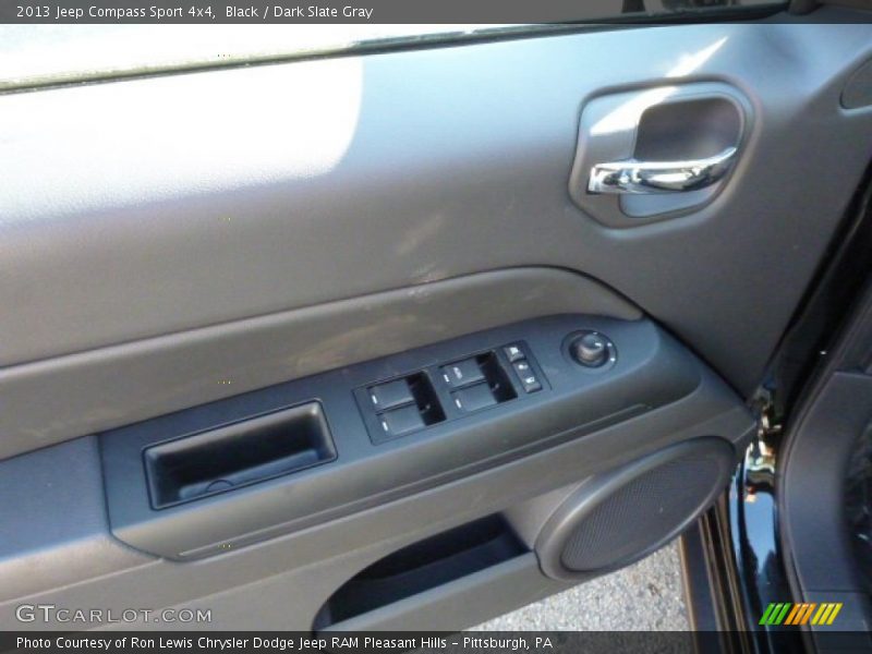 Black / Dark Slate Gray 2013 Jeep Compass Sport 4x4