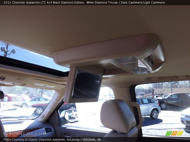 White Diamond Tricoat / Dark Cashmere/Light Cashmere 2013 Chevrolet Avalanche LTZ 4x4 Black Diamond Edition