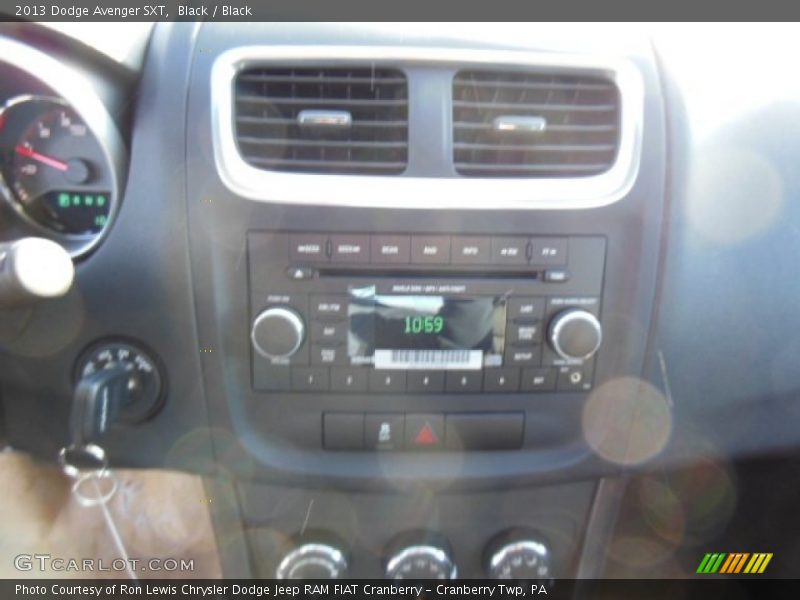 Black / Black 2013 Dodge Avenger SXT