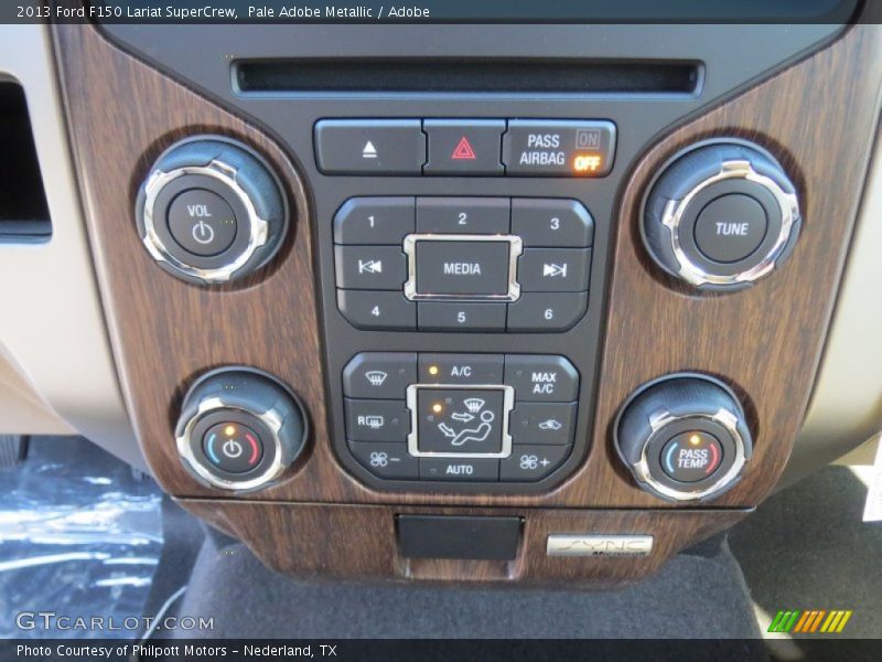 Pale Adobe Metallic / Adobe 2013 Ford F150 Lariat SuperCrew