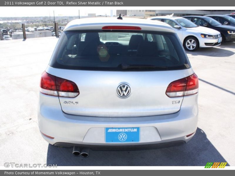 Reflex Silver Metallic / Titan Black 2011 Volkswagen Golf 2 Door TDI