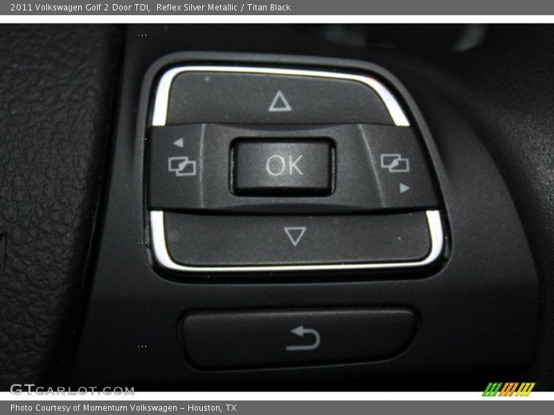 Reflex Silver Metallic / Titan Black 2011 Volkswagen Golf 2 Door TDI