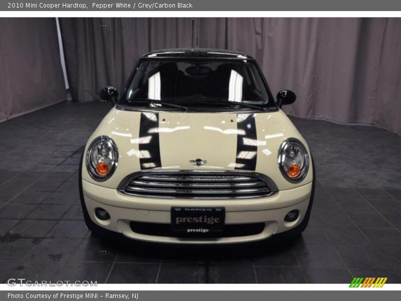 Pepper White / Grey/Carbon Black 2010 Mini Cooper Hardtop