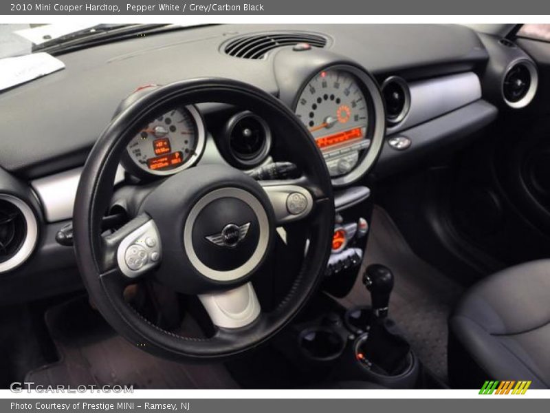 Pepper White / Grey/Carbon Black 2010 Mini Cooper Hardtop