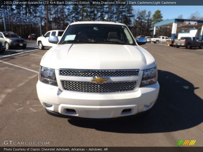 White Diamond Tricoat / Dark Cashmere/Light Cashmere 2013 Chevrolet Avalanche LTZ 4x4 Black Diamond Edition