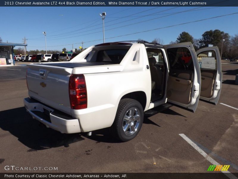White Diamond Tricoat / Dark Cashmere/Light Cashmere 2013 Chevrolet Avalanche LTZ 4x4 Black Diamond Edition