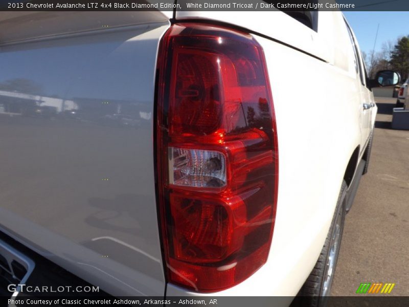 White Diamond Tricoat / Dark Cashmere/Light Cashmere 2013 Chevrolet Avalanche LTZ 4x4 Black Diamond Edition