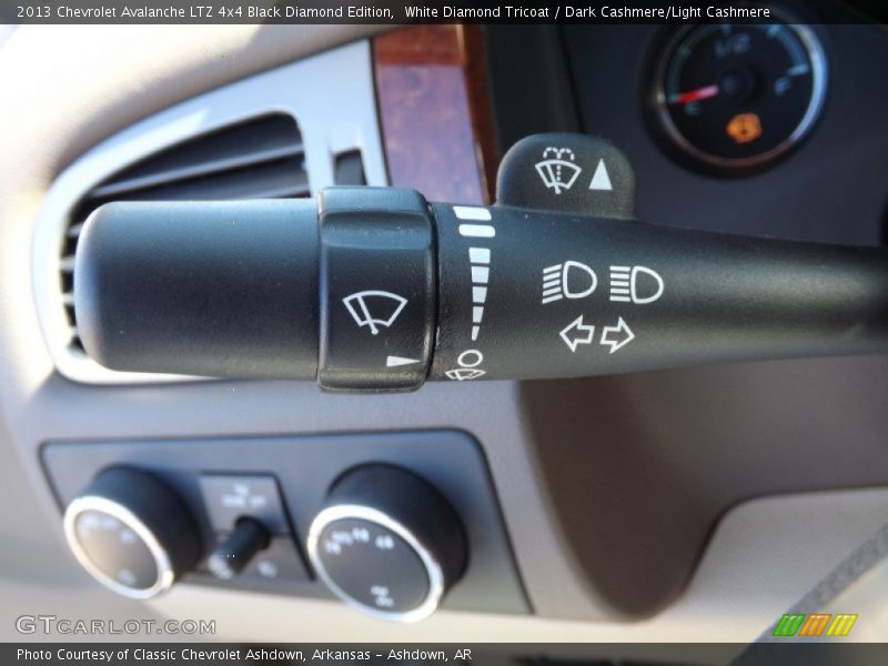 White Diamond Tricoat / Dark Cashmere/Light Cashmere 2013 Chevrolet Avalanche LTZ 4x4 Black Diamond Edition