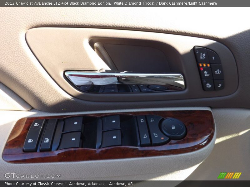 White Diamond Tricoat / Dark Cashmere/Light Cashmere 2013 Chevrolet Avalanche LTZ 4x4 Black Diamond Edition