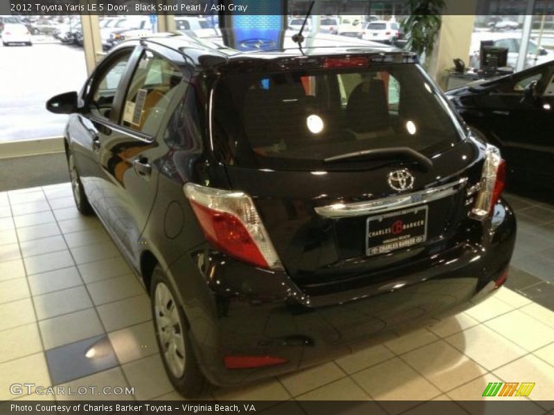 Black Sand Pearl / Ash Gray 2012 Toyota Yaris LE 5 Door