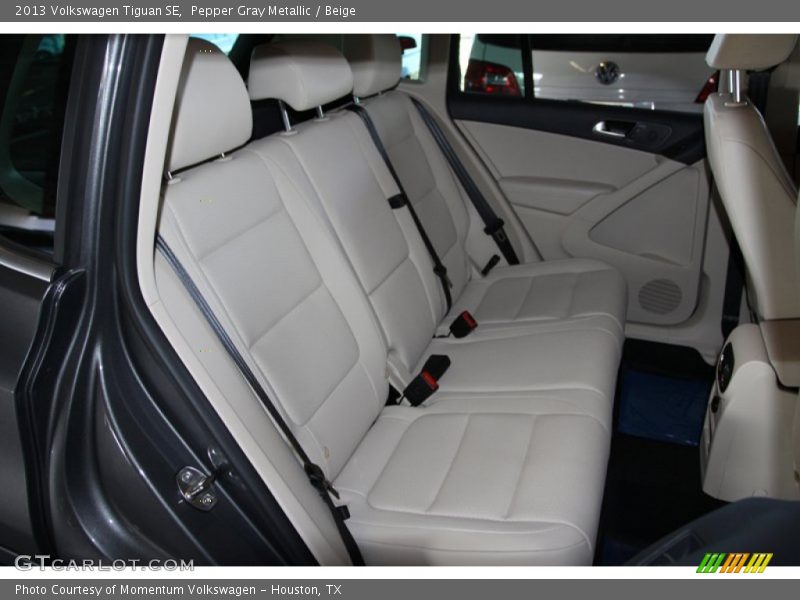 Pepper Gray Metallic / Beige 2013 Volkswagen Tiguan SE