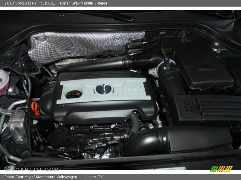 Pepper Gray Metallic / Beige 2013 Volkswagen Tiguan SE
