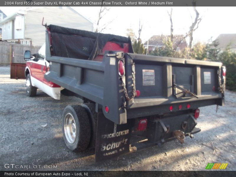 Oxford White / Medium Flint 2004 Ford F550 Super Duty XL Regular Cab 4x4 Chassis Plow Truck