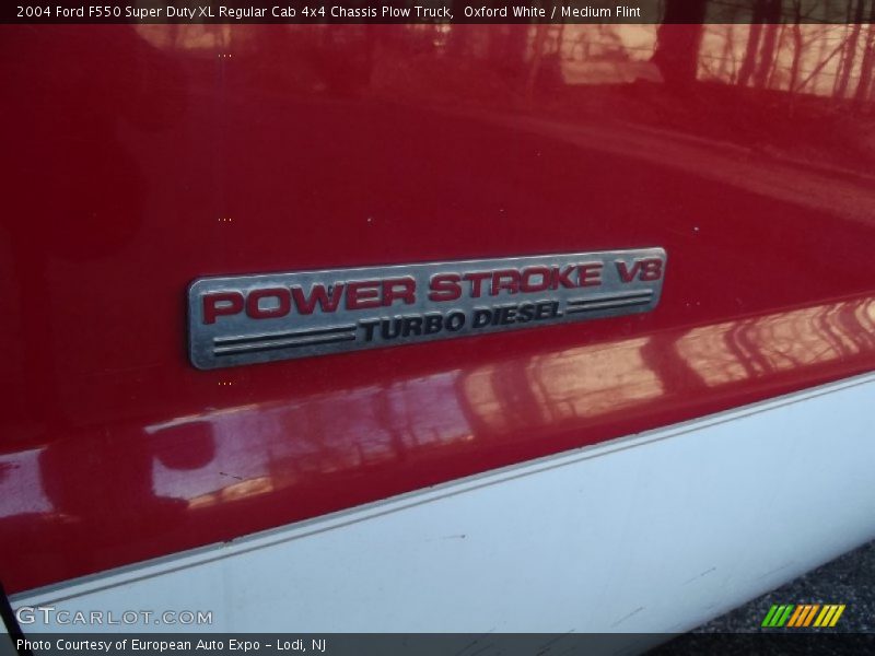 Oxford White / Medium Flint 2004 Ford F550 Super Duty XL Regular Cab 4x4 Chassis Plow Truck