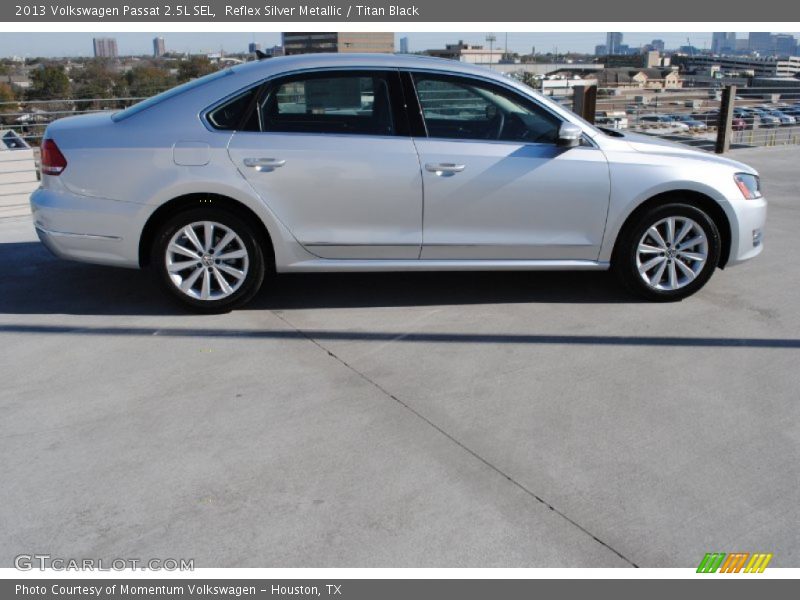 Reflex Silver Metallic / Titan Black 2013 Volkswagen Passat 2.5L SEL