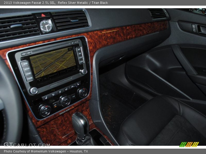 Reflex Silver Metallic / Titan Black 2013 Volkswagen Passat 2.5L SEL