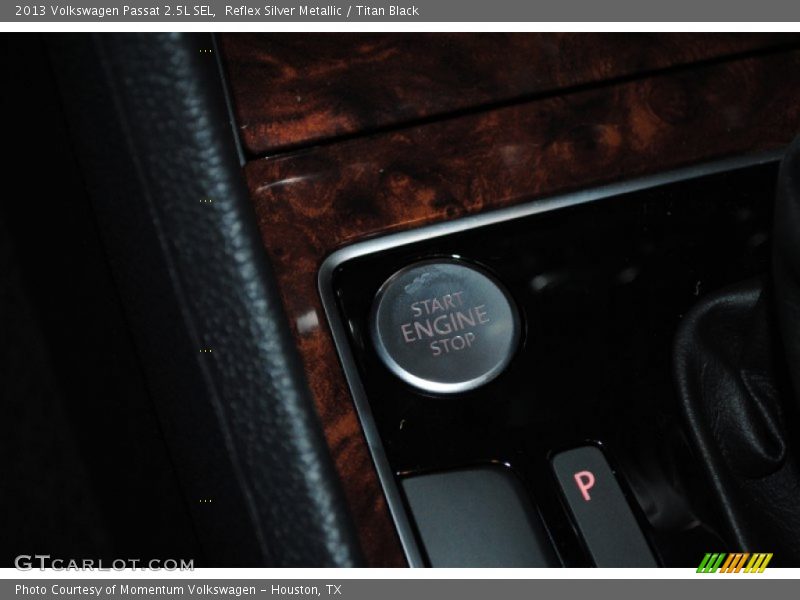 Reflex Silver Metallic / Titan Black 2013 Volkswagen Passat 2.5L SEL