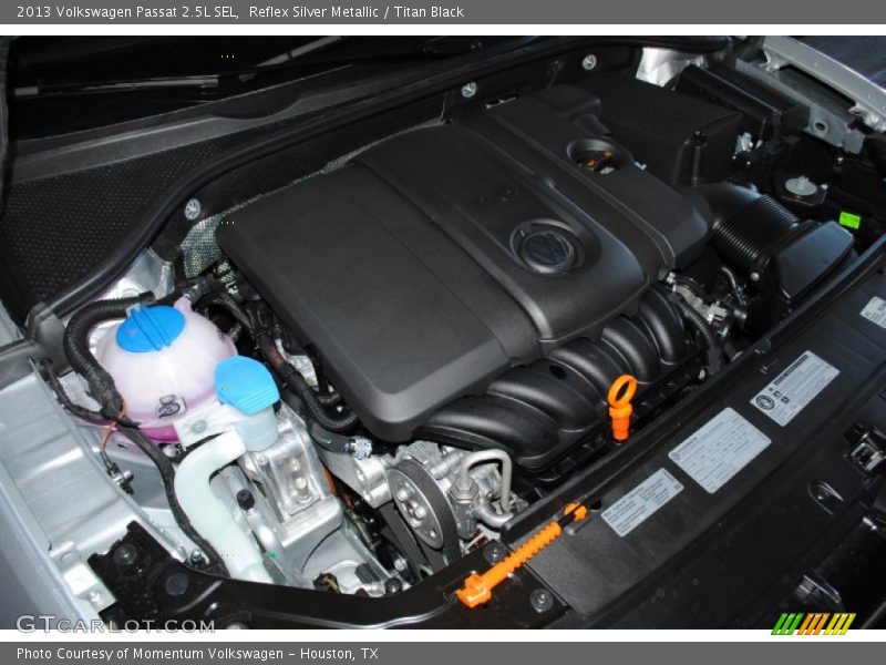 Reflex Silver Metallic / Titan Black 2013 Volkswagen Passat 2.5L SEL